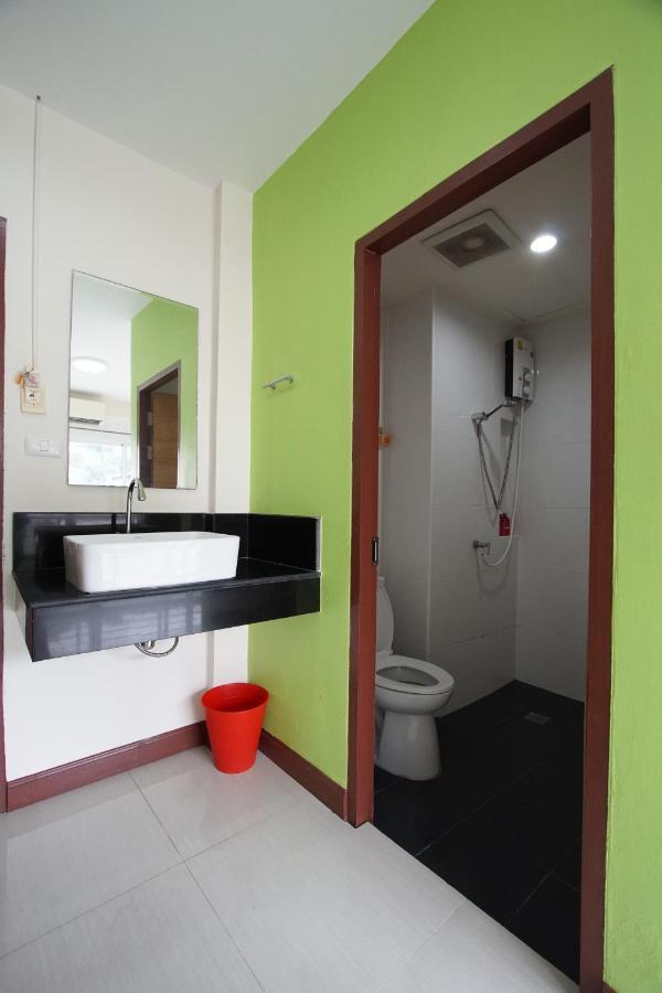 Bedbox Hostel Patong Zewnętrze zdjęcie