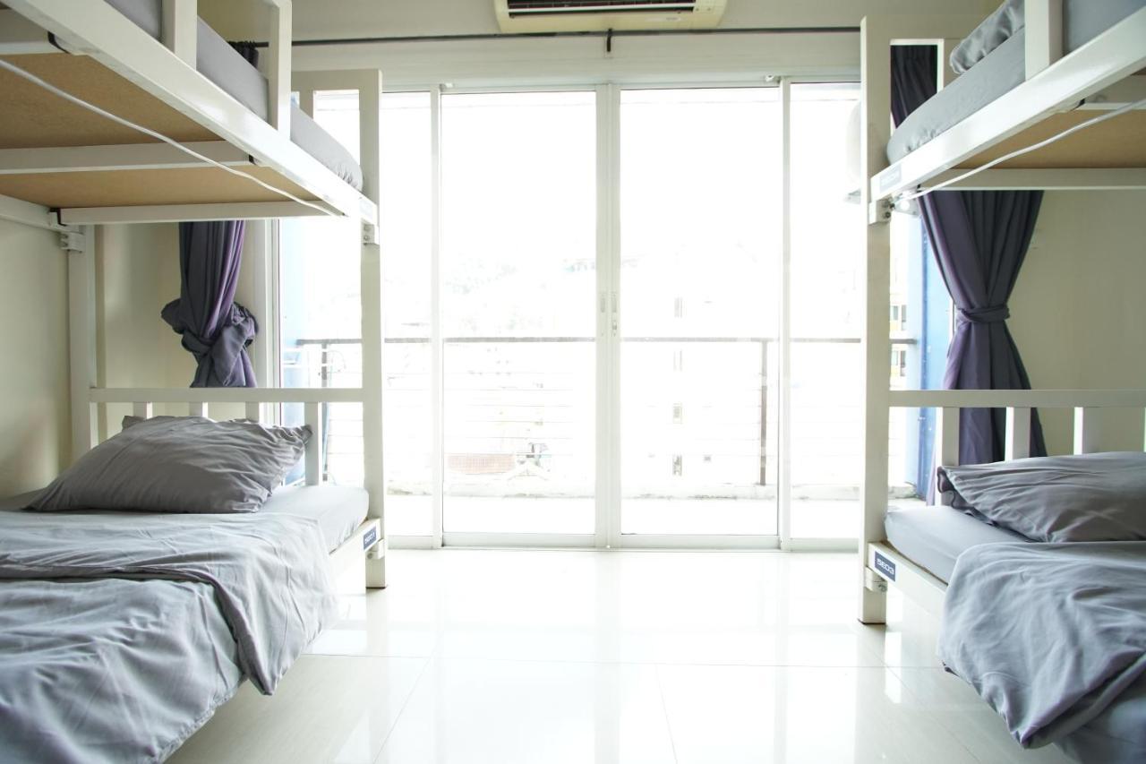 Bedbox Hostel Patong Zewnętrze zdjęcie