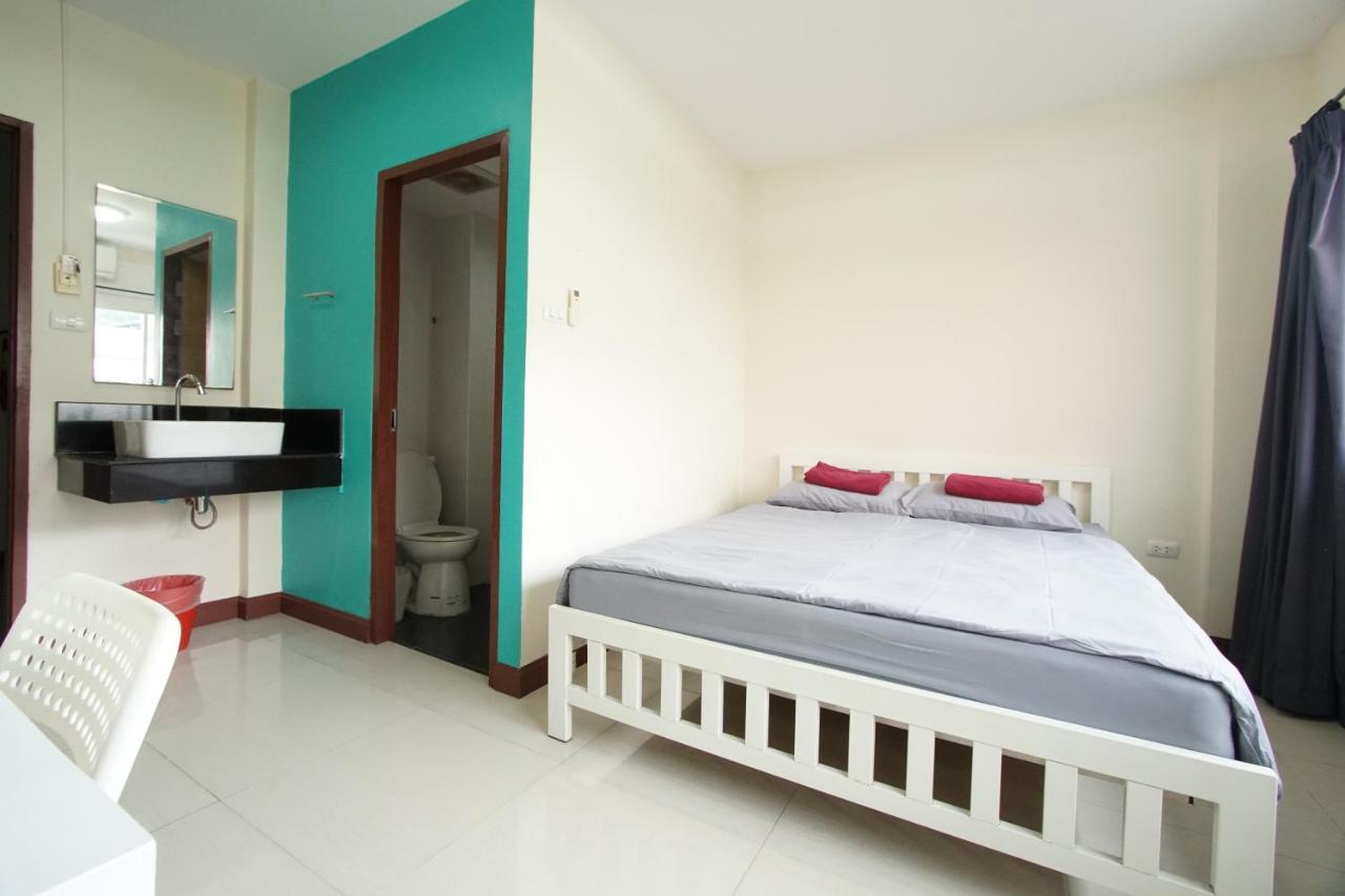 Bedbox Hostel Patong Zewnętrze zdjęcie