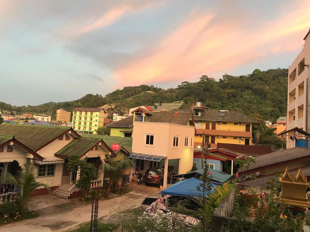 Bedbox Hostel Patong Zewnętrze zdjęcie