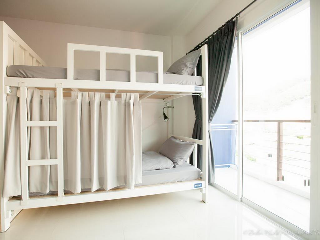 Bedbox Hostel Patong Zewnętrze zdjęcie