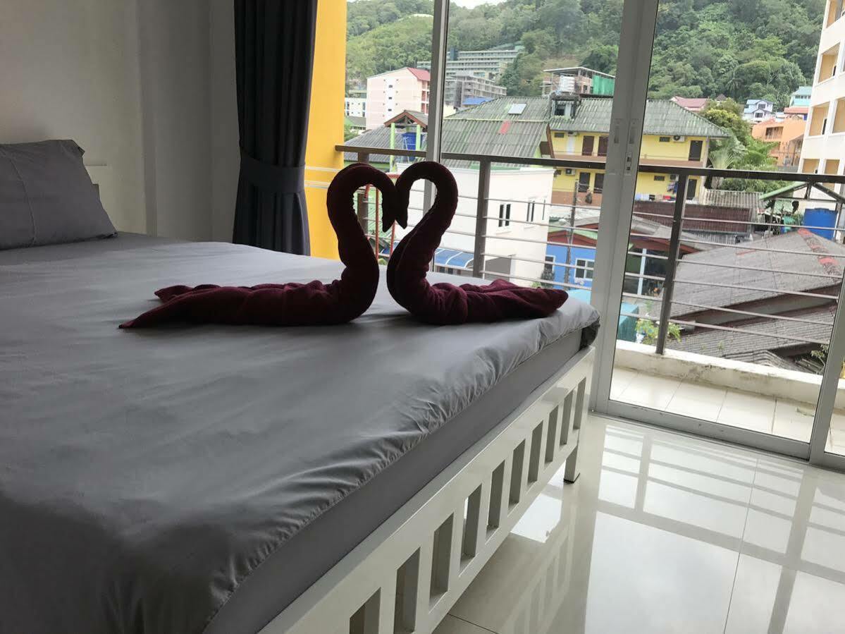 Bedbox Hostel Patong Zewnętrze zdjęcie